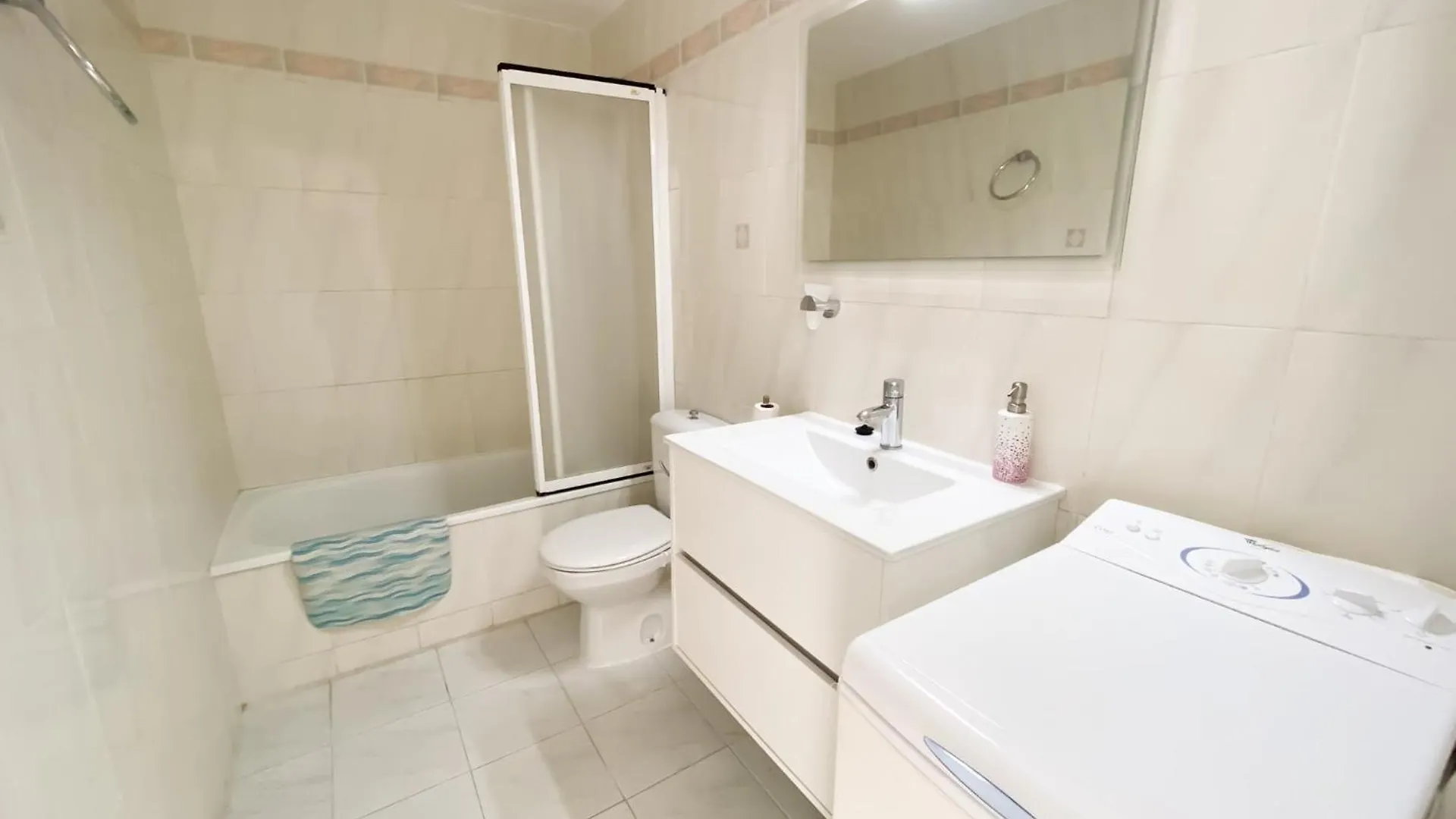 Apartment With Community Pool And Garden L'Escala
